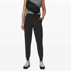 Lululemon Wanderer Jogger